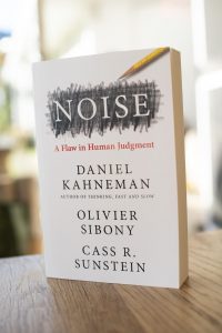 Noise Daniel Kahneman Cass Sunstein Book Managment strategy